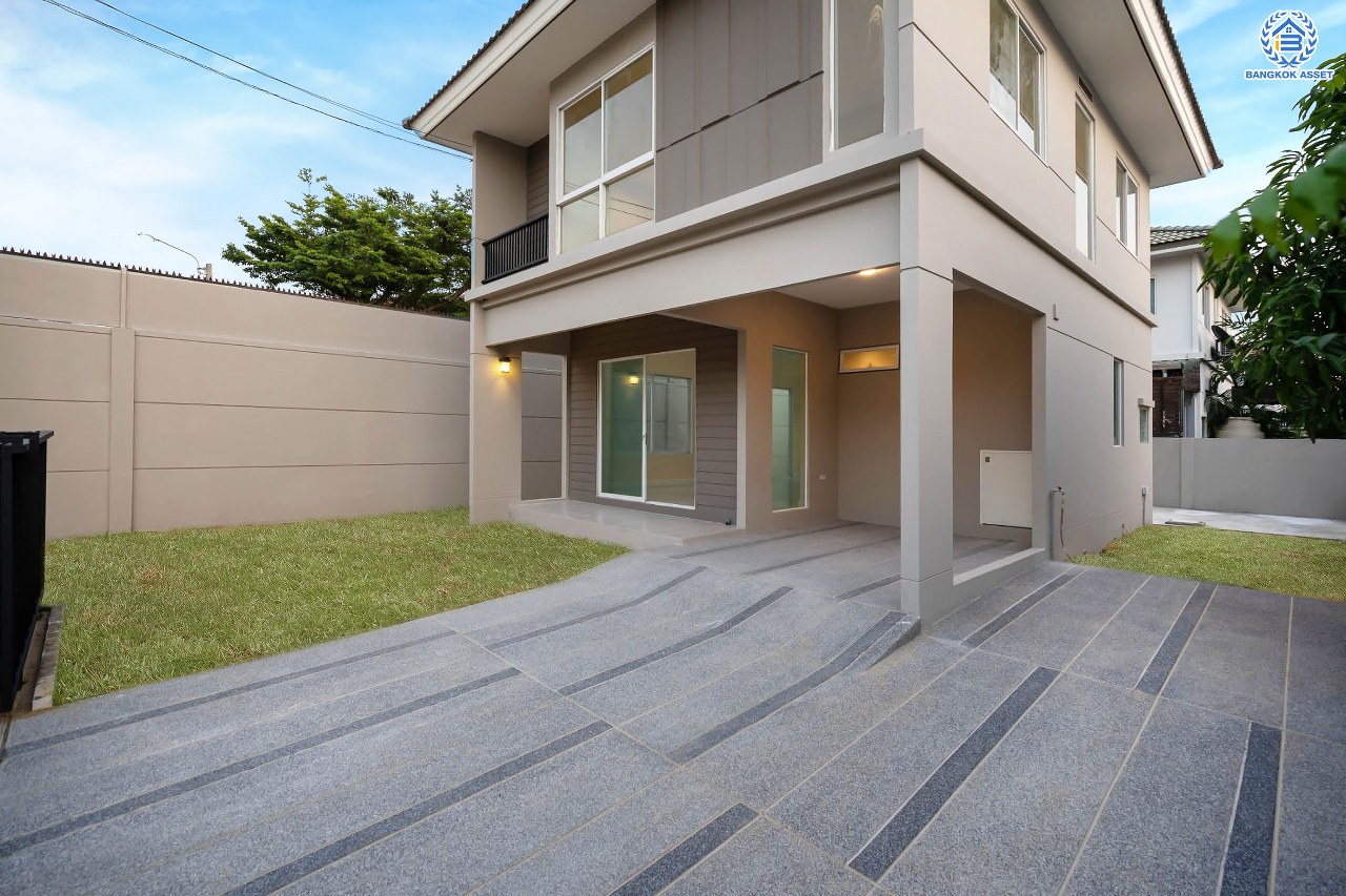 บ้านมือสองตกแต่งใหม่ สังคมคุณภาพแบรนด์ LH โครงการ อินนิซิโอ ปิ่นเกล้า-วงแหวน หลังมุม เนื้อที่ 52.5 ตร.ว. ฟังก์ชัน 3 ห้องนอน 2 ห้องน้ำ 2 ที่จอดรถ บนทำเลศักยภาพ เดินทางสะดวก เชื่อมต่อทั้งปิ่นเกล้า-ศาลายา ใกล้เซ็นทรัลเวสต์เกต รถไฟฟ้าสายสีม่วง "สถานีตลาดบางใหญ่" และทางด่วน "กาญจนาภิเษก"